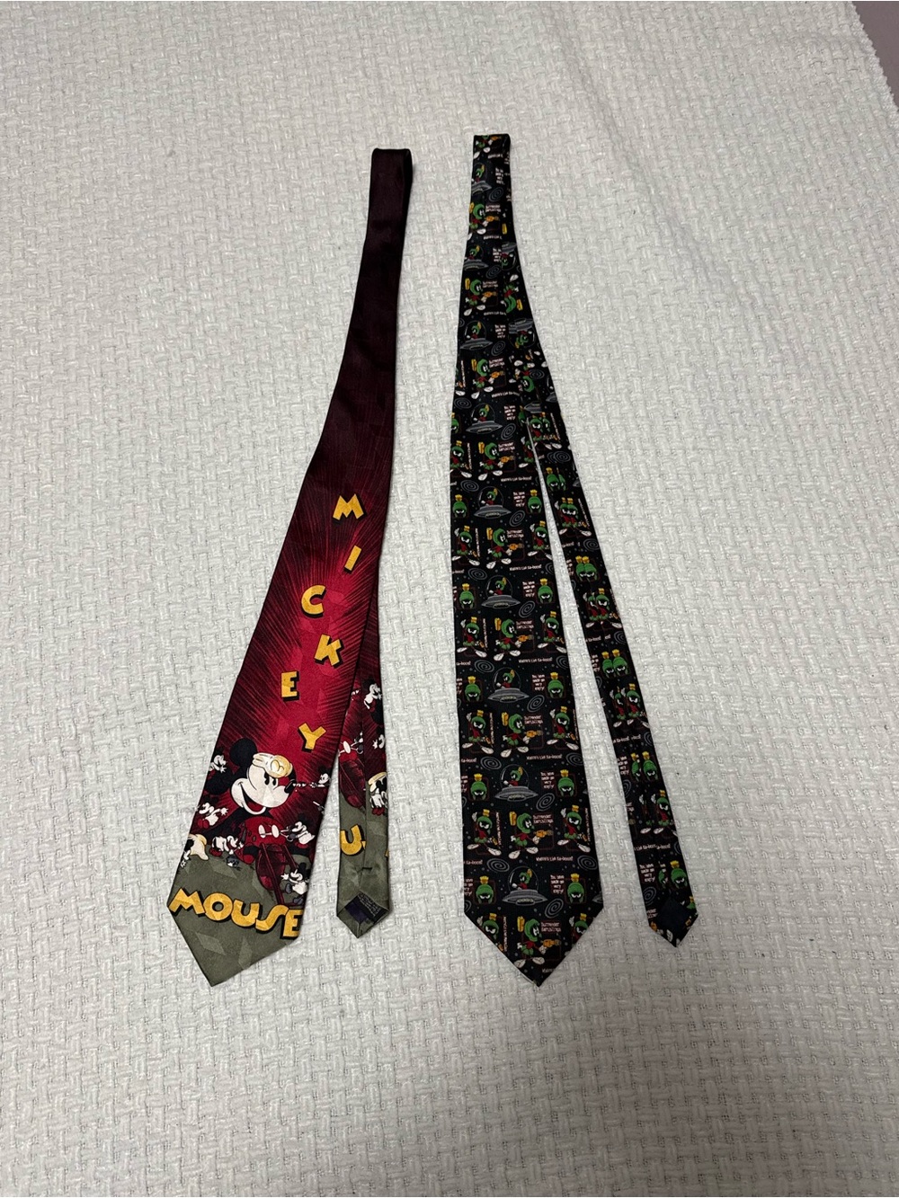 Vintage Mickey Mouse/Looney Tunes men’s neckties.  Set of 2.